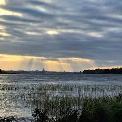 Die letzten Sonnenstrahlen über Schwerin