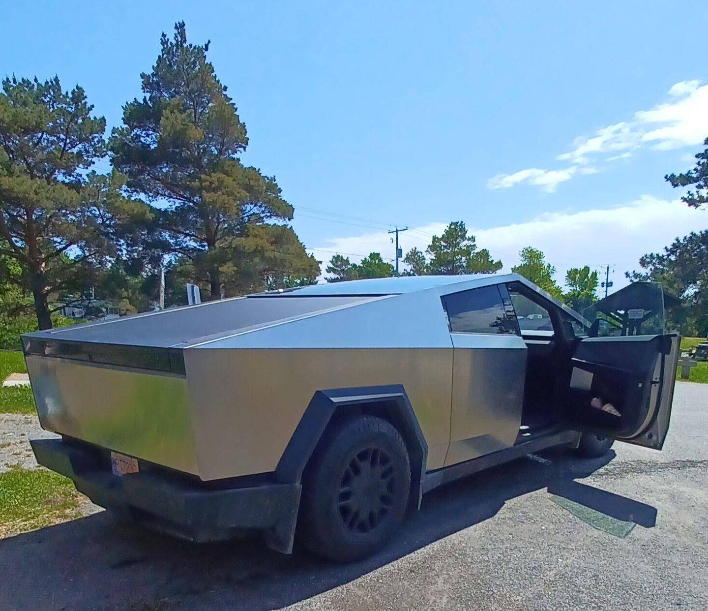 Der neueste selbstfahrende Pickup von Tesla🙃🤪