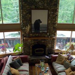 Ambleside B&B in Canmore