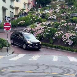 Robin im Cabrio - Lombard Street