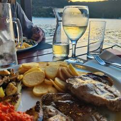 Abendessen am Pier...