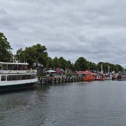 In Rostock mit der Fähre übersetzen