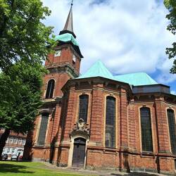 Kirche St. Nikolai, auch bekannt als Schelfkirche
