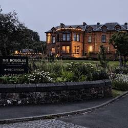 The Douglas Hotel in Brodick auf Arran