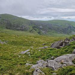 View south west towards Diffwys and the remaining ridge towards Barmouth