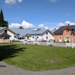 Weitere Gebäude, die zum Kloster gehören