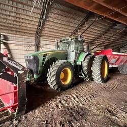 Wagenpark mit verschiedenen grosse Fahrzeugen🚜