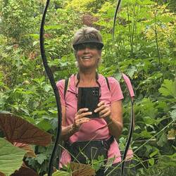Spotted myself in a mirror in the garden 😉.