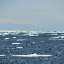 We see Greenland !