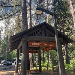Unser Parkplatz war am sogenannten Curry Village
