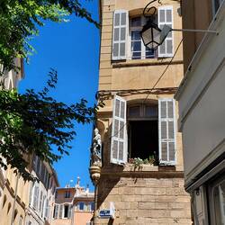 The quintessential Provencal window