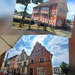 Das Fachwerkhaus "Gewölbe", auch das "Rote Haus" - unten: Giebelhäuser 17./18. Jh.