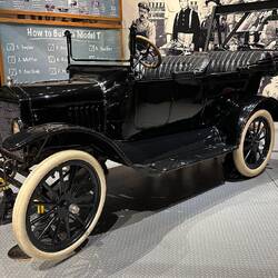 Ford's Model T - Year 1912