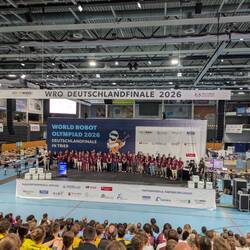 Viele Freiwillige unterstützen den Event.