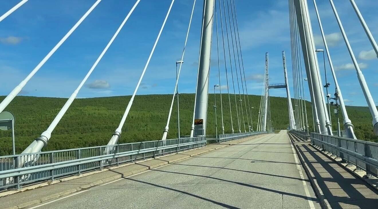 Flussüberquerung Tana - Grenze Finnland/Norwegen