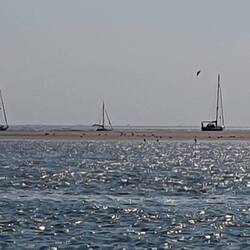 Trocken gefallene Boote