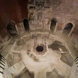 From the door of the vestibule looking down to the octagonal upper level of the cistern & the ducts.