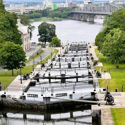 Treppenlift - Kanal für Boote🚣🛥 UNESCO
