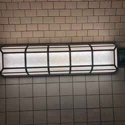 Beleuchtung im Elbtunnel.
