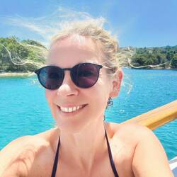 Das letzte Bad in Kroatien und der Wind nimmt langsam wieder zu...