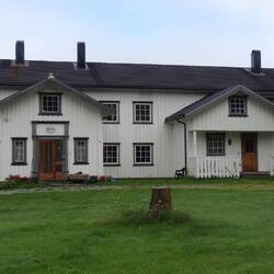 Leaving Gumdal