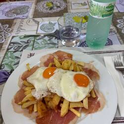 Ham & eggs again for dinner. I'm a little tired of fries with everything, but these were very crispy