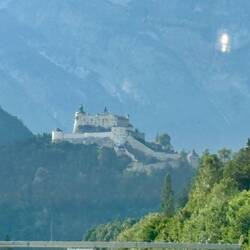 Burg Hohenwerfen ist im Jahr 1077 entstanden