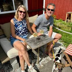 Das ist Schweden: der Blick auf die Uhr des Kellners, als wir um 11:30 ein Glas Weisswein bestellten