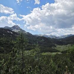 Kurz vor der Hütte nochmal ein super schönes Tal 😊