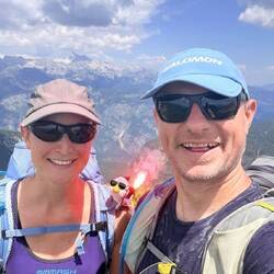 Sidetrip mit Gipfel 2 auf 1896m mit Pyropingu