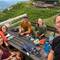 Bild von gestern: Unser 5er Grüppchen mit Elisabeth (FR) und Cam&Ella von Australien