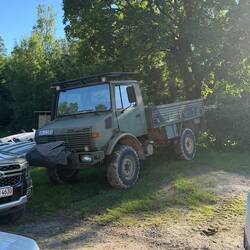 Ein Unimog auf dem Campingplatz- da fühlen wir uns direkt heimisch 🫠