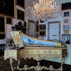 Grand piano