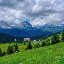 View back towards Zabljak