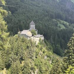 Burg mal von der anderen Seite