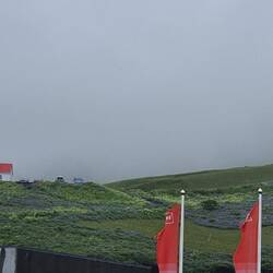 ...... und es stürmt so sehr, dass der Starkregen als Horizontal-Regen herabprasselt