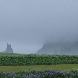 Das Meer und Felsen sind unsichtbar...