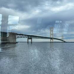 Mackinaw bridge