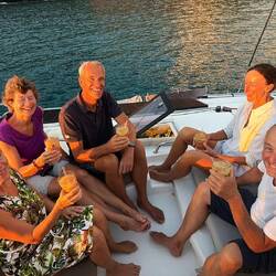 sundowner auf der VITILA mit der Crew der MOMO und der HUIHUI