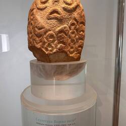 Darf ich vorstellen: Undine, 8000 Jahre alt!