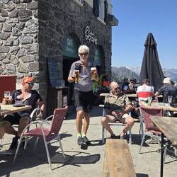 Nagrada na vrhu prelaza Tourmalet.