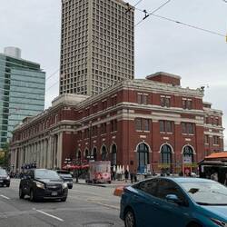 Bahnhof Waterfront