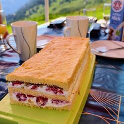 Andrea brachte leckeren Kuchen mit
