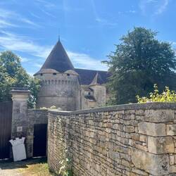 Et les jolis châteaux charentais