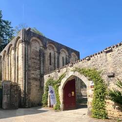 Ce que j'ai pu voir de l' abbaye de Nanteuil en Vallée
