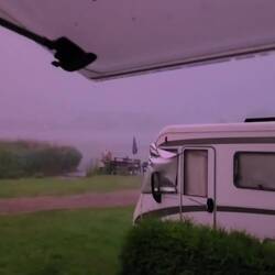 Das war erst der Anfang, Gewitterzelle genau über uns , 2-3 std mit Hagel Sturm und Regen