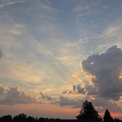 Schöner Abendhimmel - auf dem heimischen Balkon: Halver ist auch schön 😊
