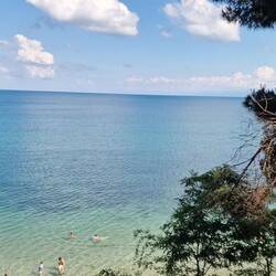 Glasklar und angenehm zum schwimmen