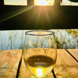 Chardonnay zum Sunset
