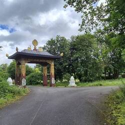 mitten im nirgendwo, ein Buddhistischer Tempel, das Samye Tibetan Buddhist Center
